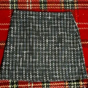 Size 10 black/white/blue tweed skirt